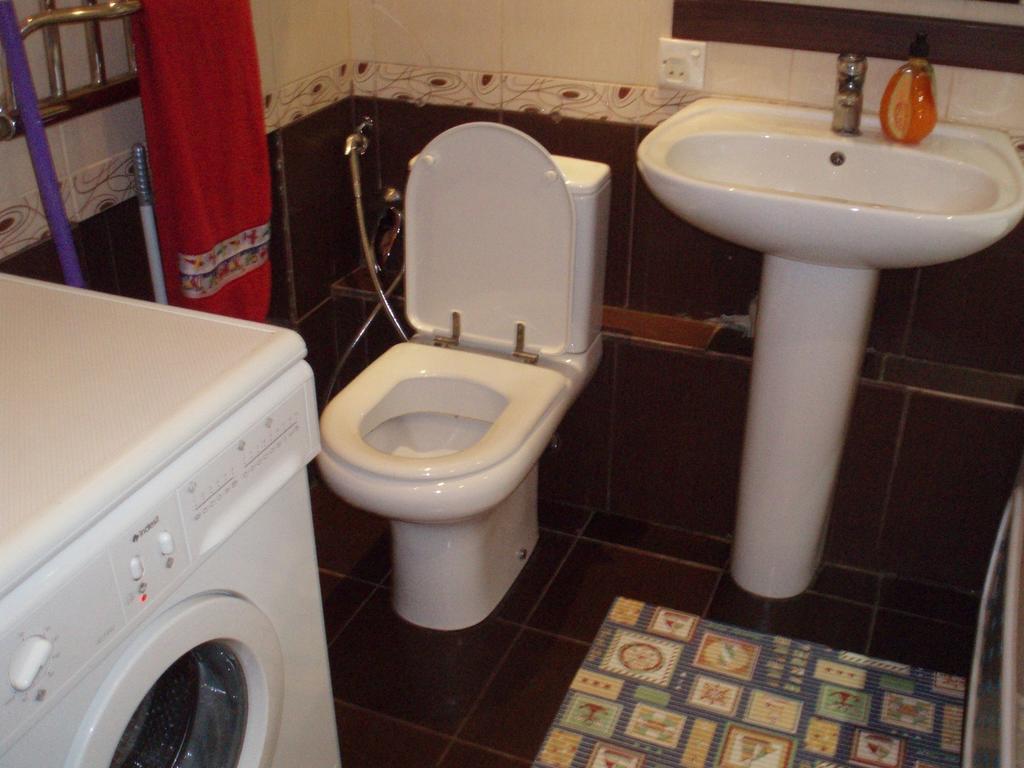 Apartment Studio On Mayakovskogo Avenue Zaporizhia Стая снимка